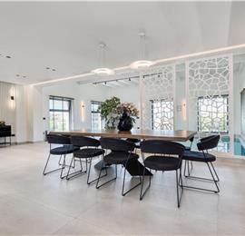 5 bedroom luxury seaside villa with indoor & outdoor pool, near Acharavi, sleeps 10